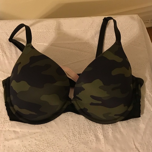 Victoria's Secret Other - VS Pink Camouflage Bra